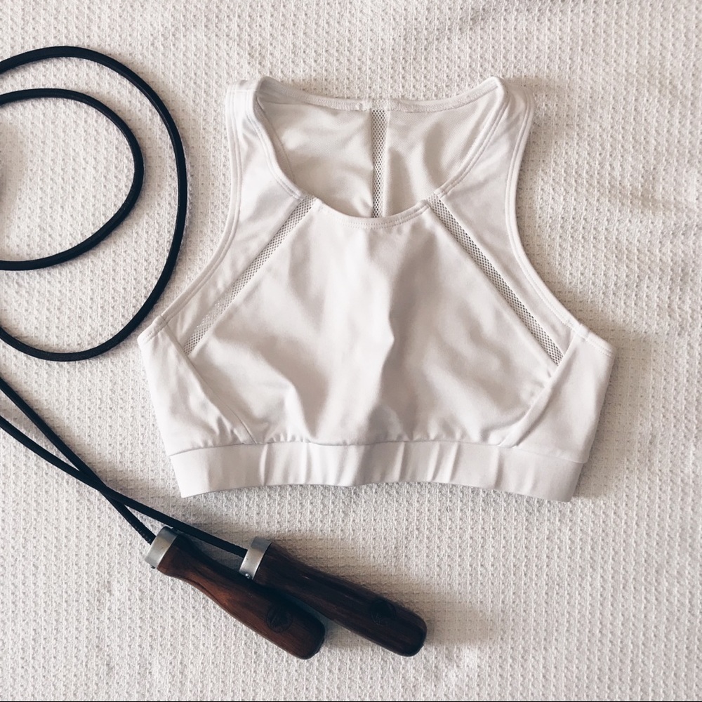 Heroine White Sports Bra